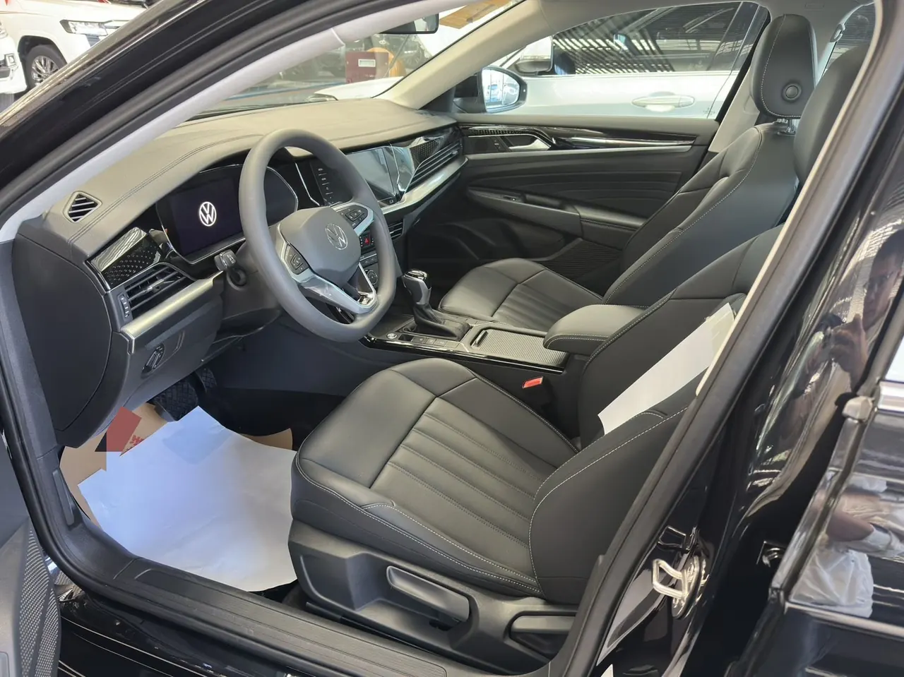 Volkswagen 2024 Passat 1.4TSI 280TSI Business Edition Automatic 4