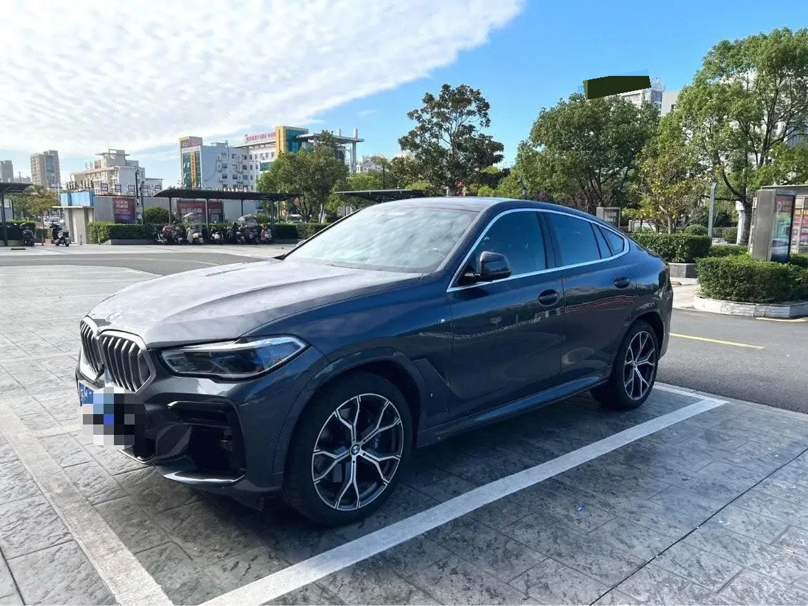 Open image lightbox: BMW X6 (Imported) 2022 X6 xDrive40i 3.0T Exclusive M Sports Suit Automatic Gear