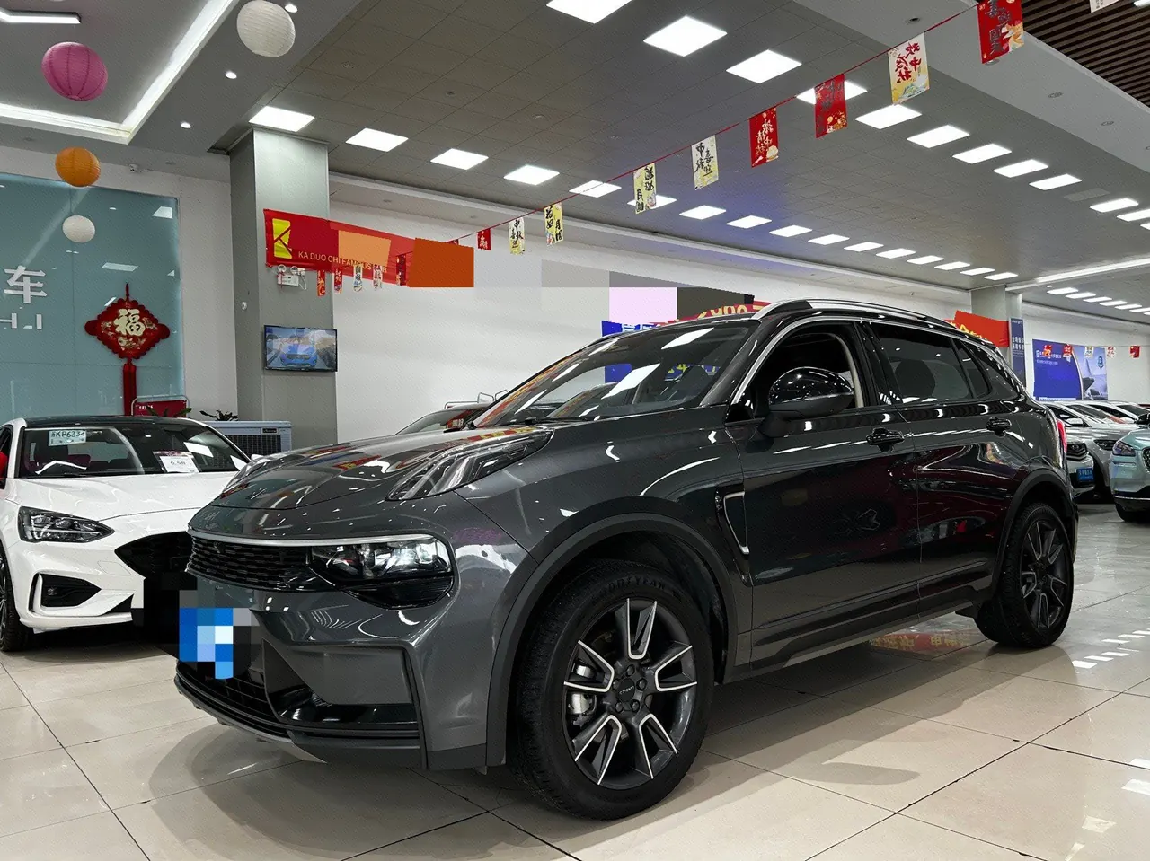 Open image lightbox: LYNK&CO 2024 LYNK&CO 01 2.0TD Two-Drive Global Pro Auto