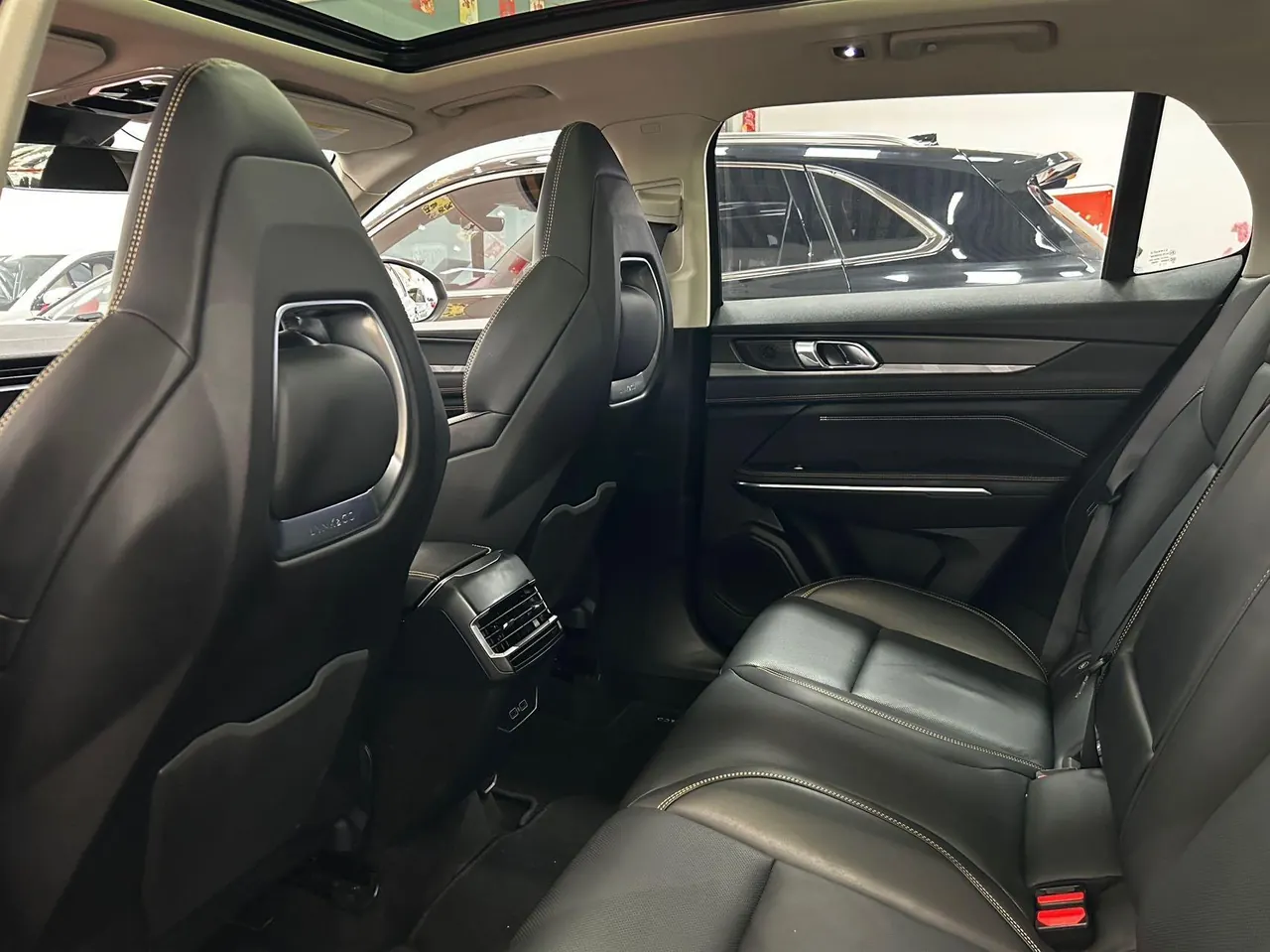 LYNK&amp;CO 2024 LYNK&amp;CO 01 2.0TD Two-Drive Global Pro Auto 6