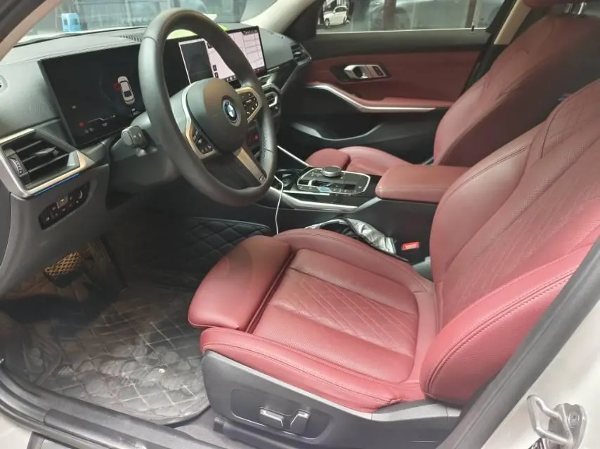 BMW 2024 i3 eDrive 35 L automatic gear 4