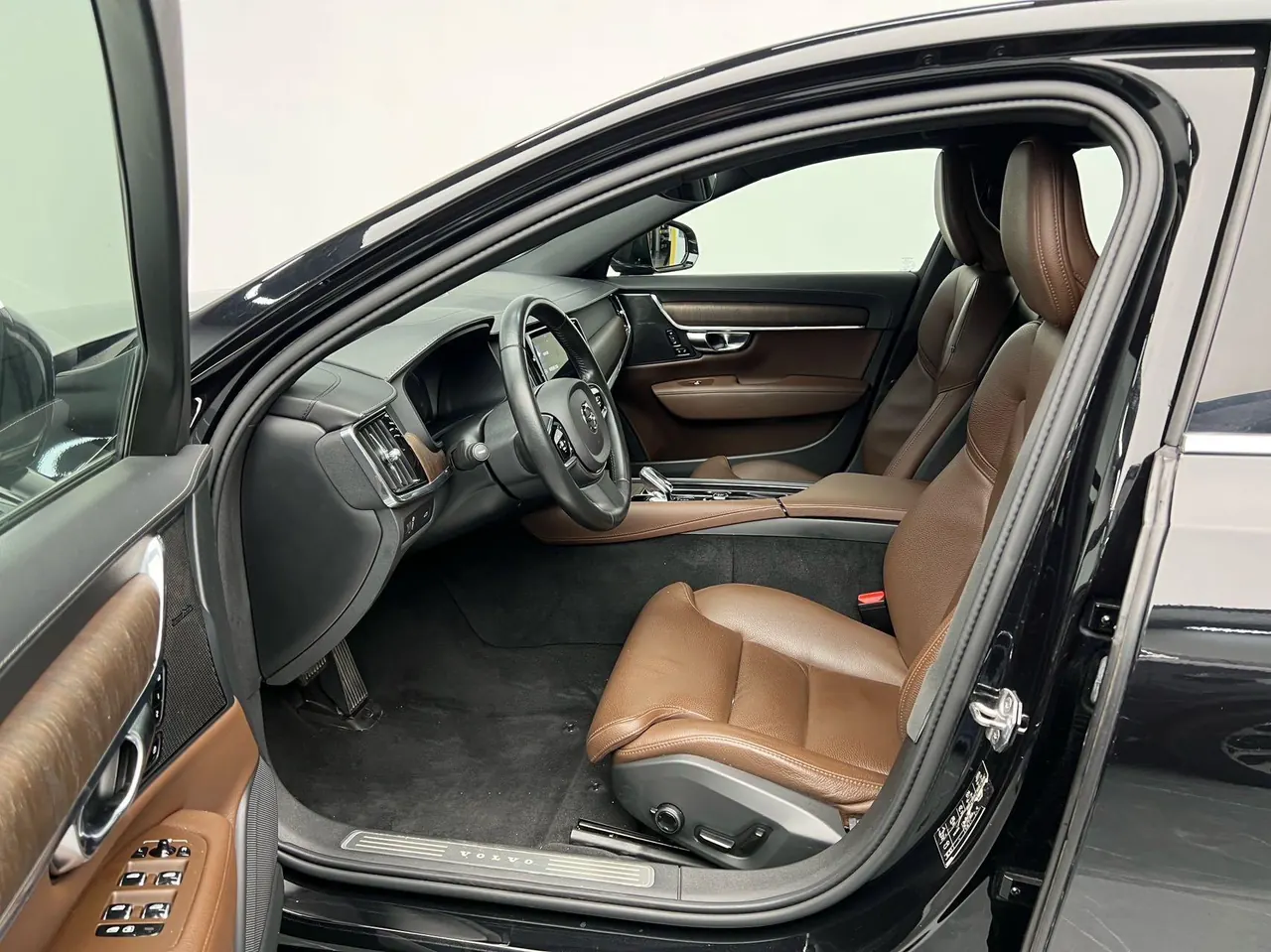 Volvo 2021 S90 48V 2.0T B5 Zhiyi Deluxe Edition Automatic Gear 6