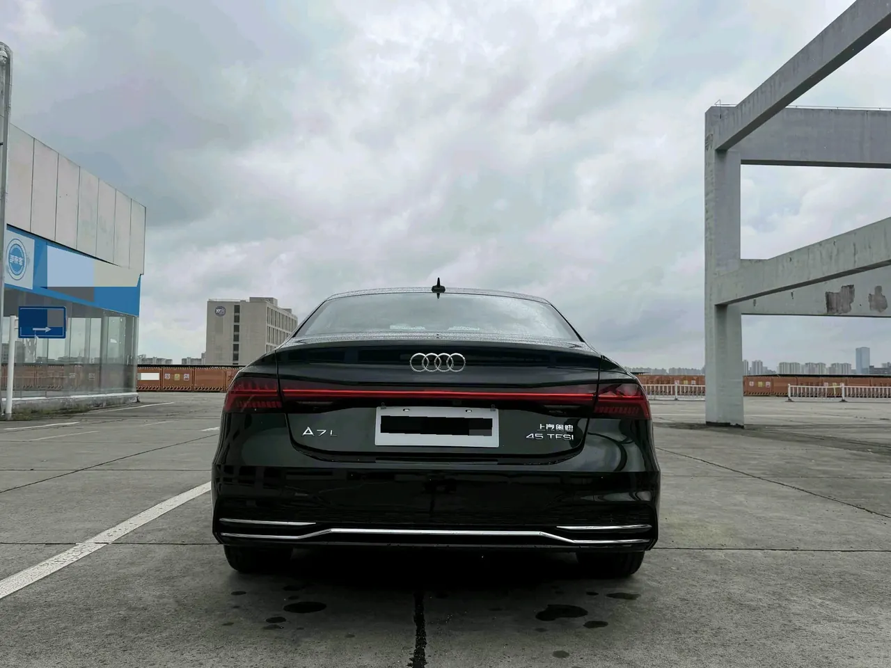 Audi 2025 A7L 2.0TFSI 45TFSI Luxury Automatic 10