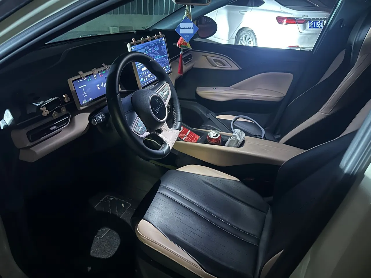 BYD 2025 seagulls 305km free version automatic gear 3