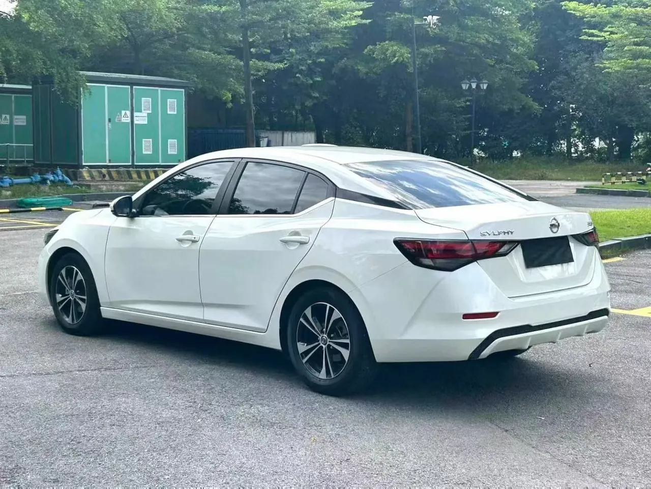 Nissan 2022 Sylphy 1.6 Stepless XL Pleasant Edition Automatic Gear 4