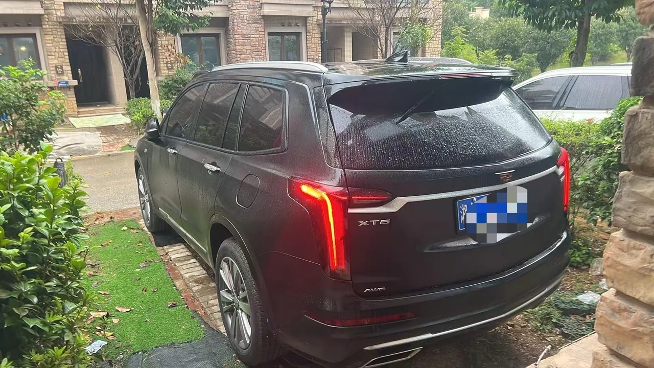 Cadillac 2020 XT6 2.0T 28T 6-seat four-wheel drive platinum sports version (modified) automatic gear 4