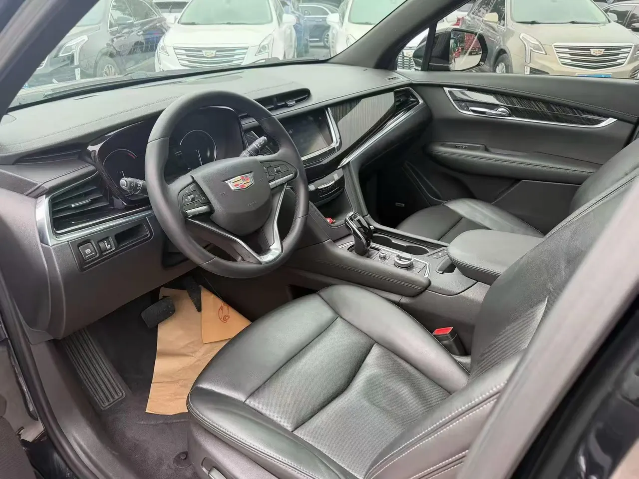 Cadillac 2020 XT6 2.0T 28T 6-seat four-wheel drive platinum sports version (modified) automatic gear 5
