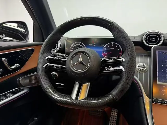 Mercedes Benz 2025 GLC 300 L 4MATIC 48V 2.0T Luxury 5-seat Automatic Gear 6