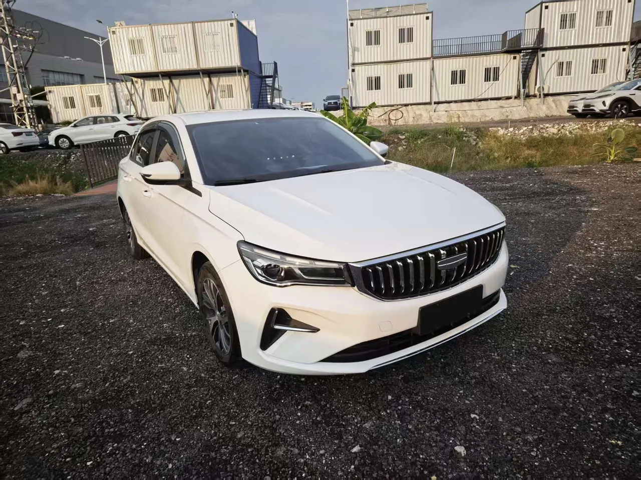 Geely 2025 Emgrand-Sanxiang 1.5 Longteng Edition Manual Gear 3