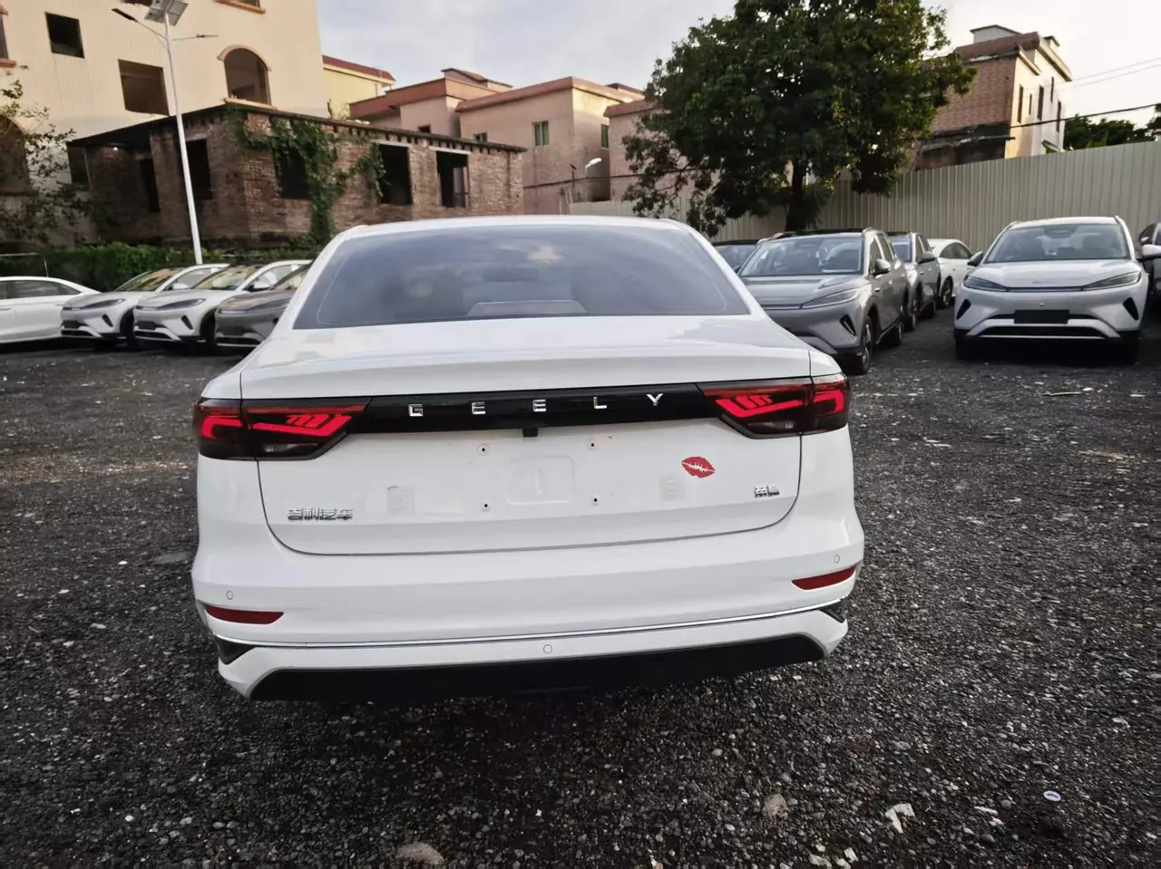 Geely 2025 Emgrand-Sanxiang 1.5 Longteng Edition Manual Gear 5