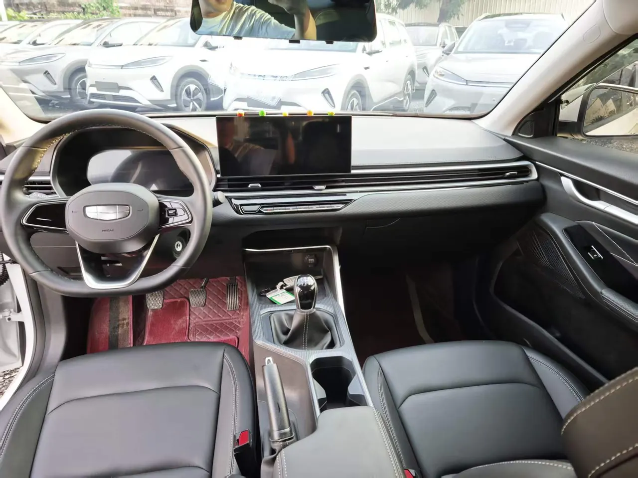 Geely 2025 Emgrand-Sanxiang 1.5 Longteng Edition Manual Gear 9