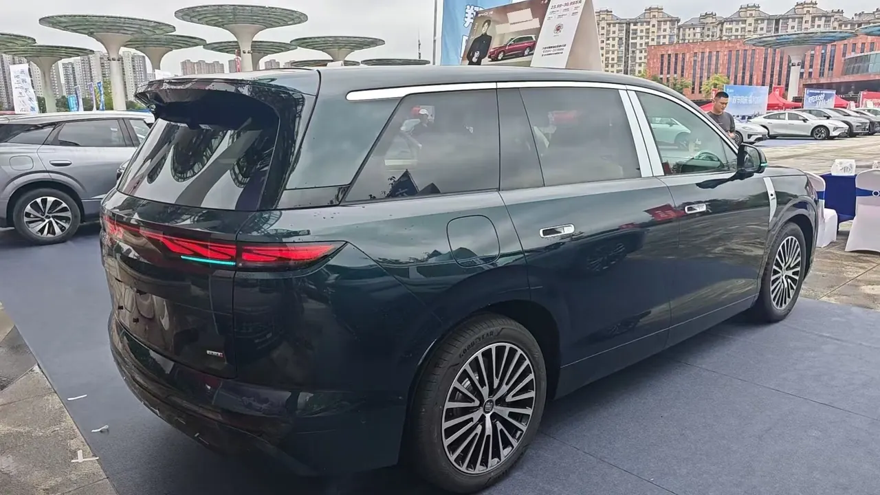 BYD 2026 Datang EV 950KM Rear Drive Laser Radar Flagship Automatic Gear 2