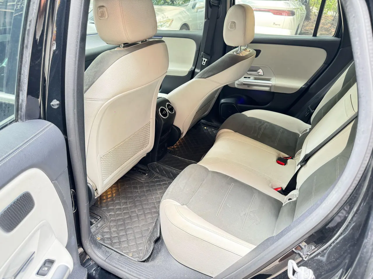 Mercedes Benz 2022 EQA 300 4MATIC EQA 300 4MATIC First Special Edition Automatic Gear 8