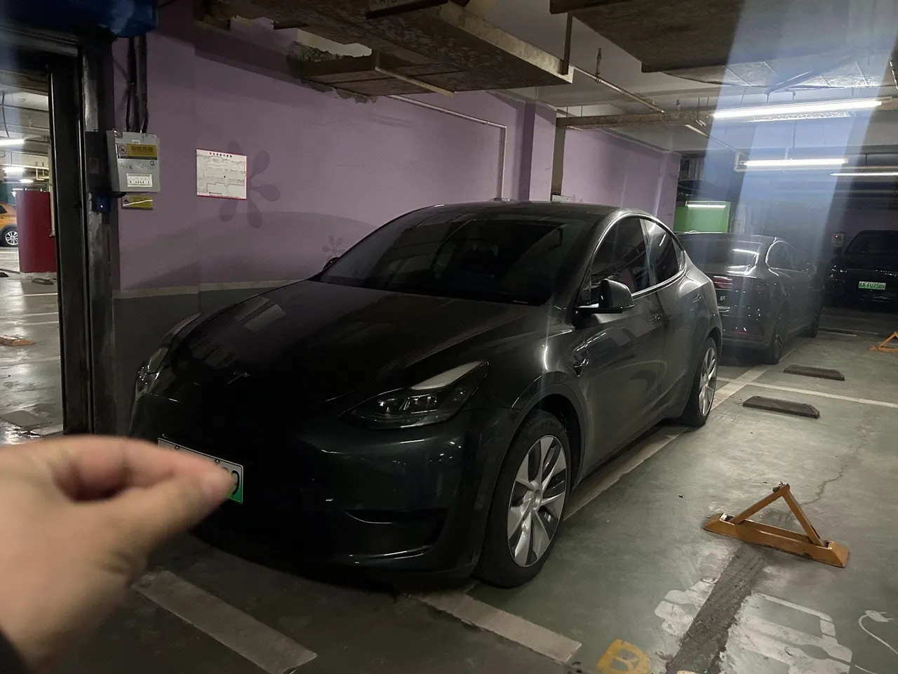 Открыть галерею: Tesla 2022 Model Y rear-wheel drive version (facelift) automatic gear