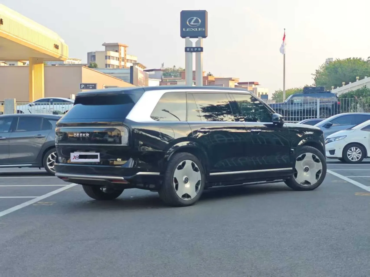 Zeekr 2025 Zeekr 9X 2.0T Hyper Edition 70kWh Automatic Gear 7