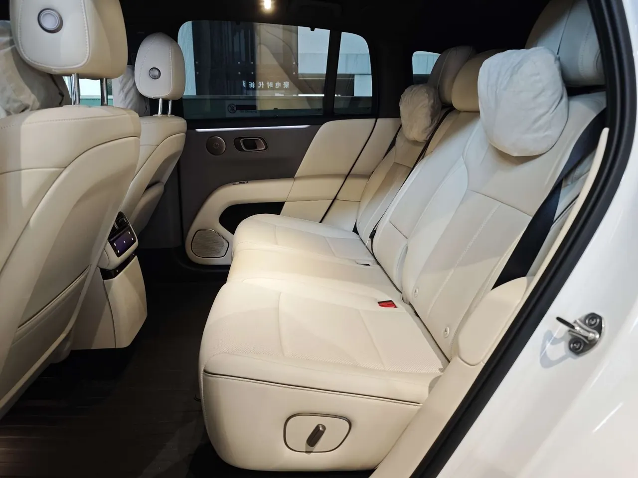 Li 2025 i6 four-wheel drive basic automatic transmission 5