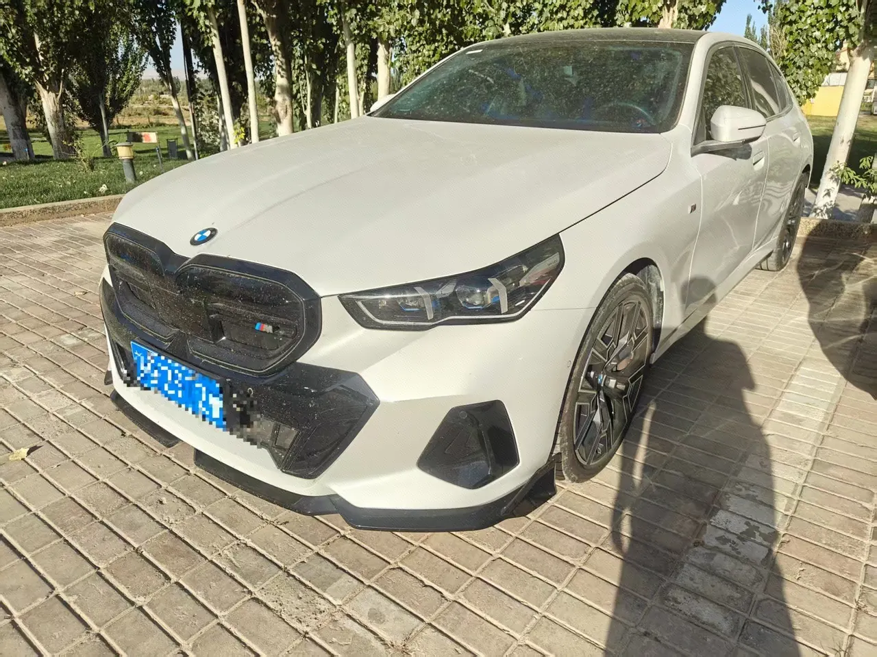 打开图片灯箱:BMW 5 series 2025 530Li 48V 2.0T exclusive m sports suit automatic gear