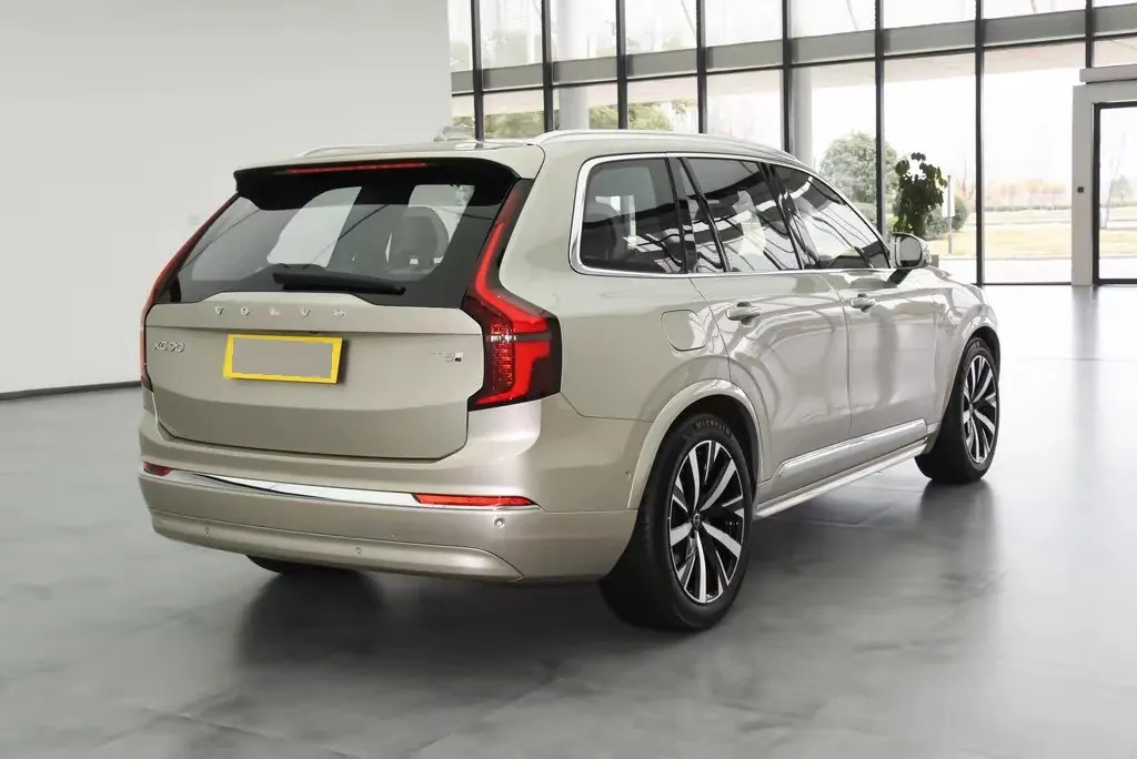 Volvo XC90 (Imported) 2025 XC90 RECHARGE 2.0T T8 Zhizun Deluxe Edition 7-seat (Modified) Automatic Gear 6