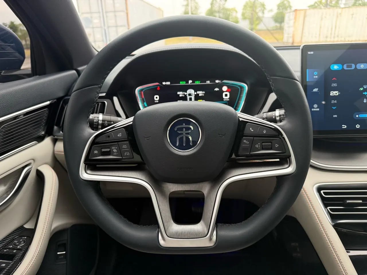 BYD Song PLUS New Energy 2021 Song PLUS DM-i 1.5 Stepless 51KM Honorable Automatic Gear 6