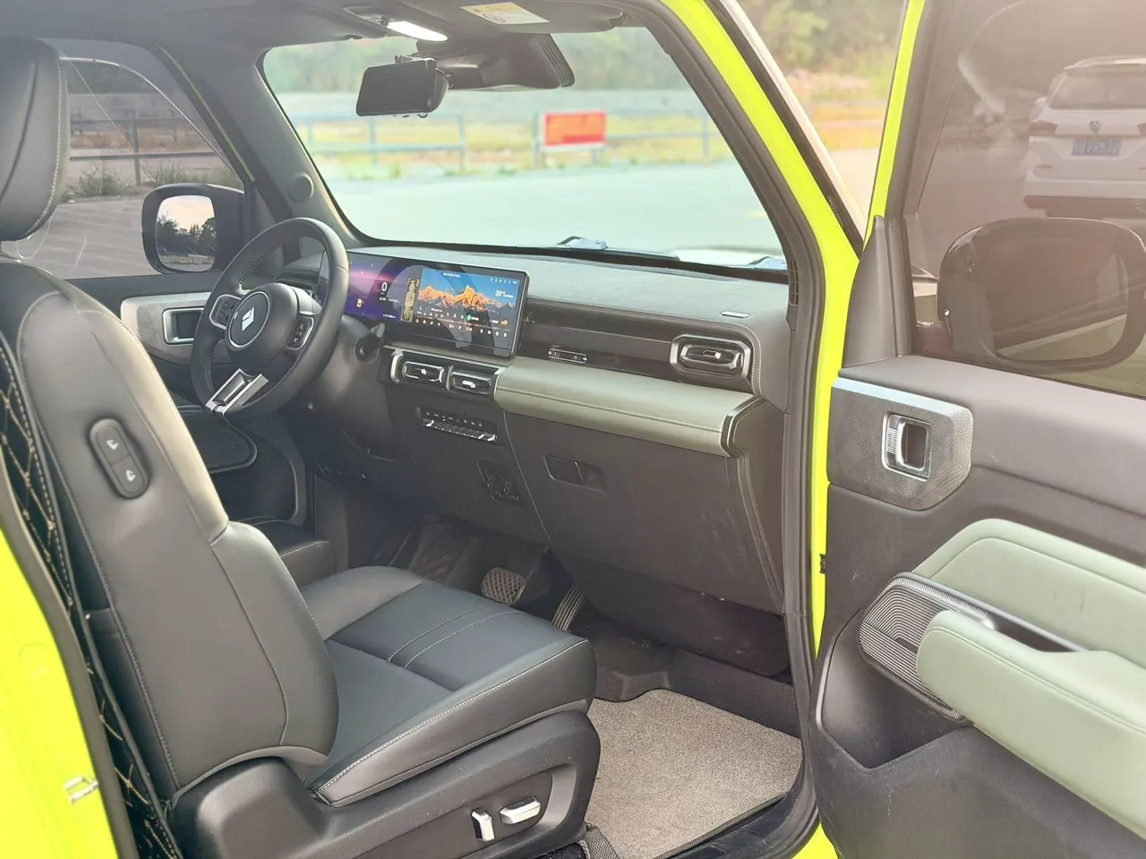 BaoJun 2023 Yueye Extreme Edition Automatic Transmission 8