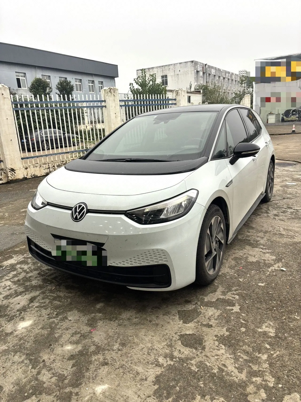 Open image lightbox: Volkswagen 2022 ID. 3 Pure pure version automatic gear