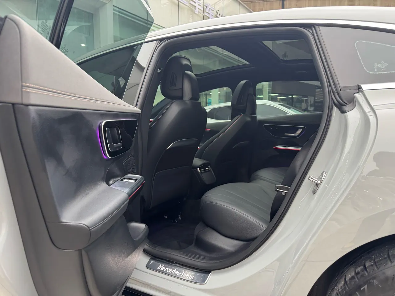 Mercedes Benz 2022 EQE 350 EQE 350 Pioneer Edition Automatic 5