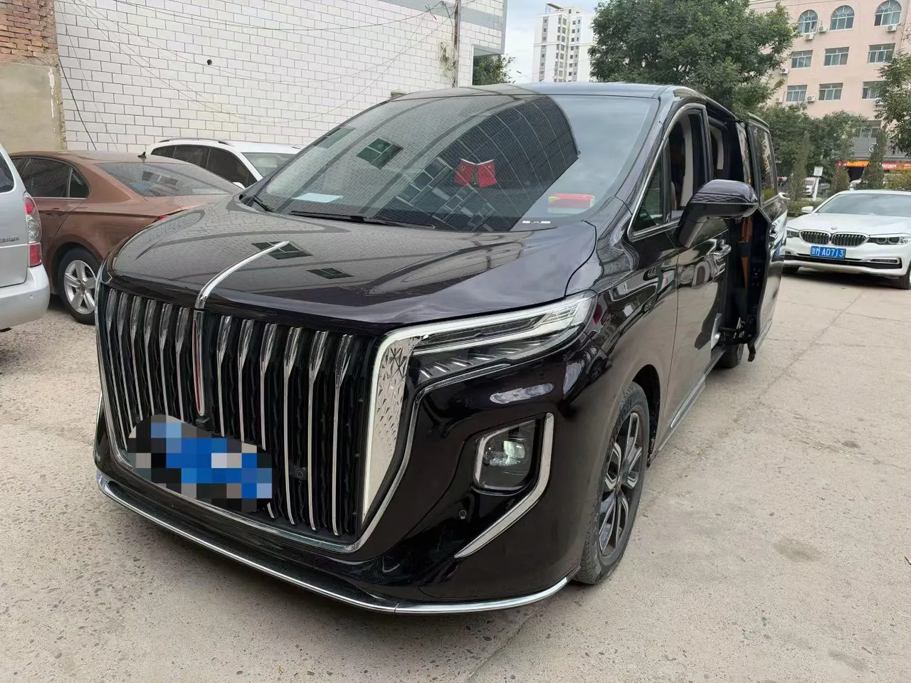 HongQi 2023 HQ9 48V 2.0T Zhilian Flag Edition Automatic Gear 2