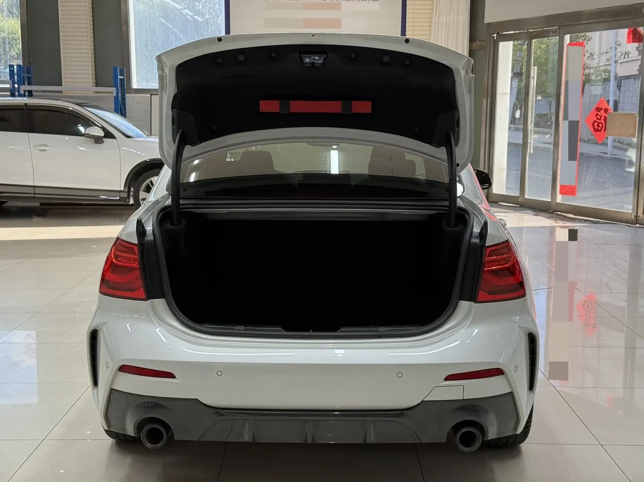 BMW 1 Series 2022 120i 1.5T M Sports Obsidian Night Edition Automatic Gear 18
