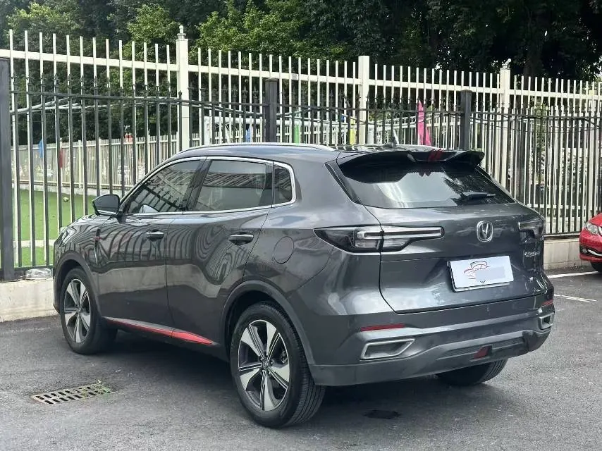 ChangAn 2022 CS55 PLUS 1.5T Honorable Automatic Gear 4