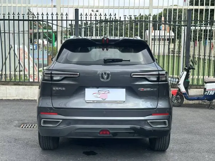 ChangAn 2022 CS55 PLUS 1.5T Honorable Automatic Gear 5
