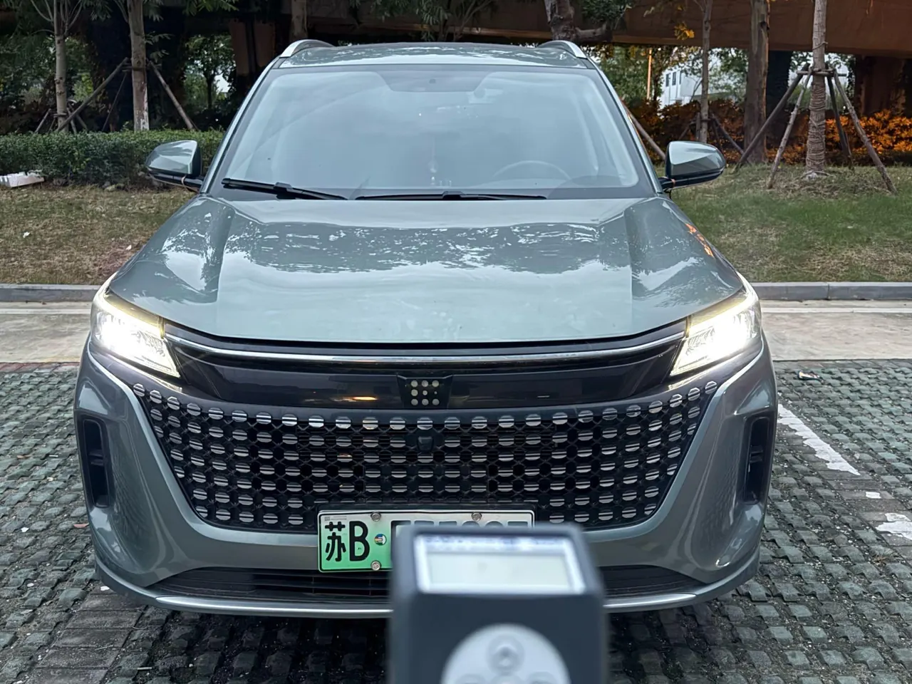 LanDian 2023 LanDian E5 1.5 stepless DE-i 100KM exclusive 5-seat automatic gear 2