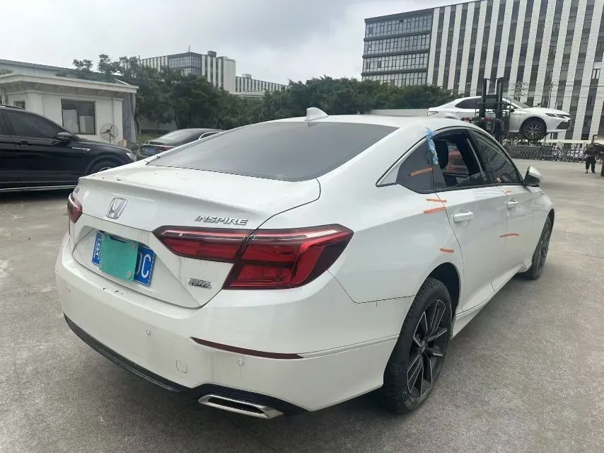 Honda INSPIRE (Yingshi Pai) 2022 INSPIRE 1.5T Stepless 260TURBO Jingyue Edition Automatic Gear 3