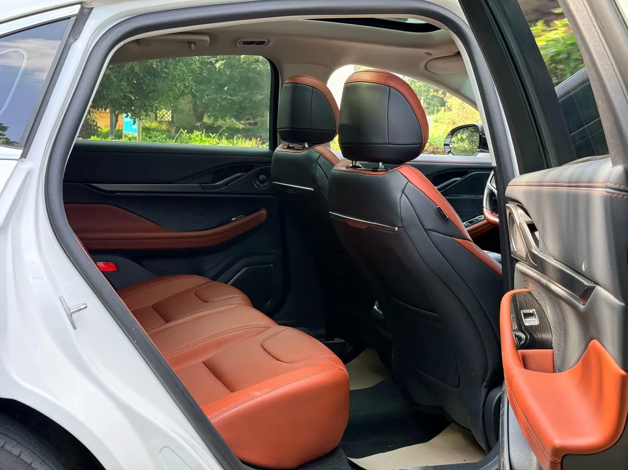 Lincoln 2022 Lincoln Z 2.0T I Cool Premium Edition Automatic Gear 8