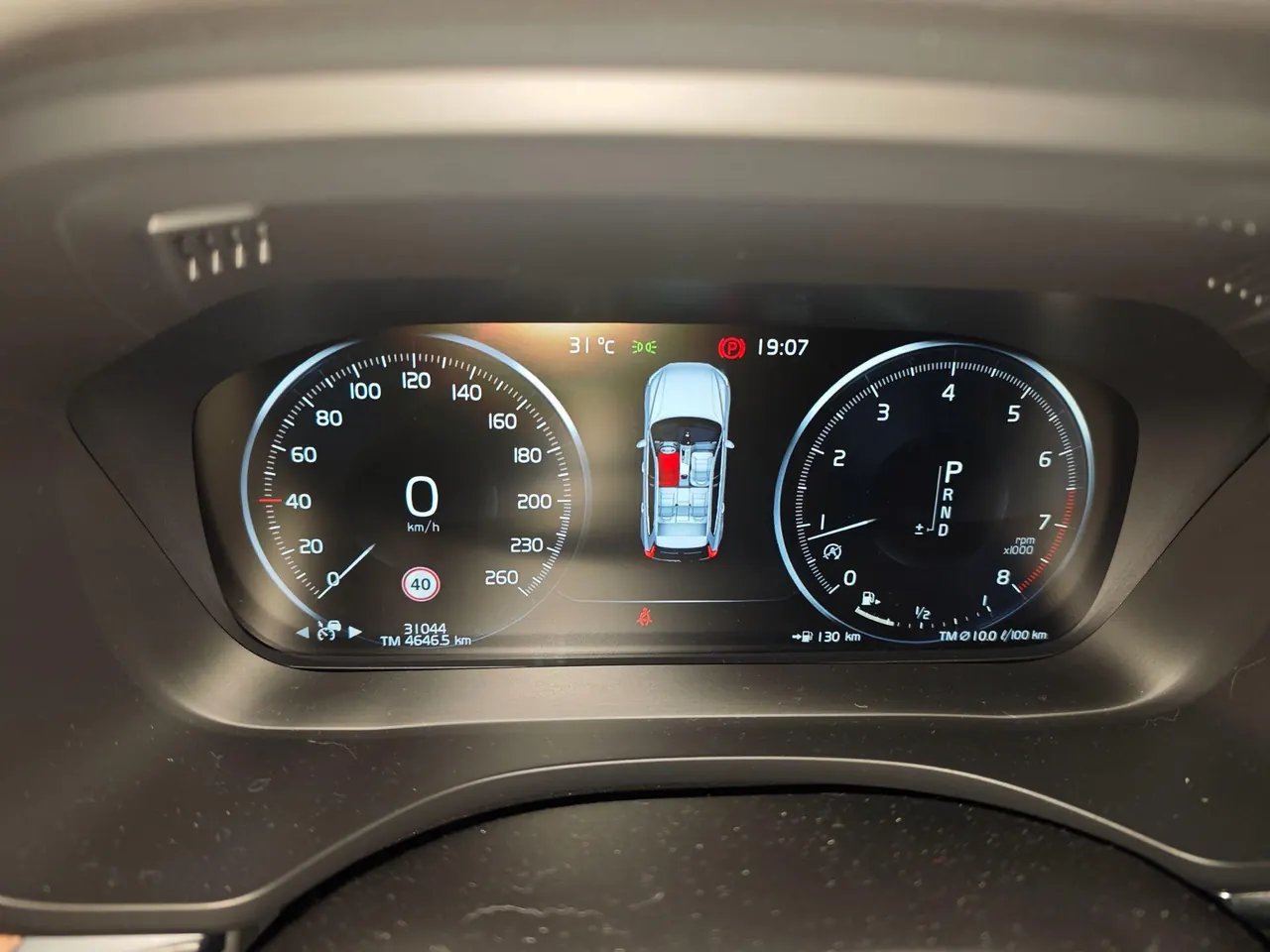 Volvo 2021 XC60 2.0T T5 4-wheel drive Zhiyuan Sports Edition Automatic Gear 8