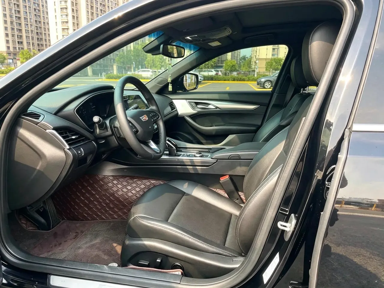 Cadillac 2023 CT5 2.0T 28T fashion automatic gear 4