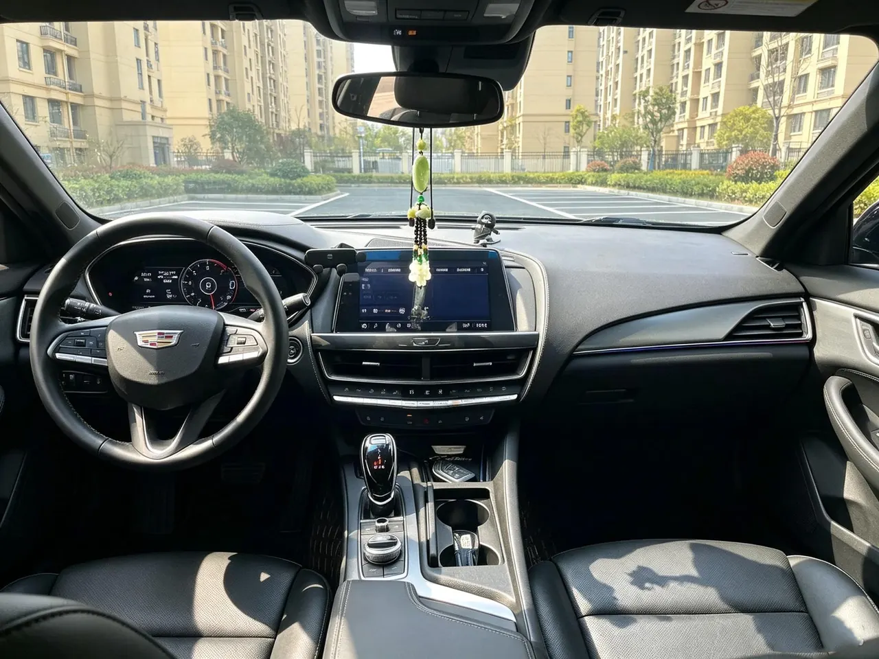 Cadillac 2023 CT5 2.0T 28T fashion automatic gear 7