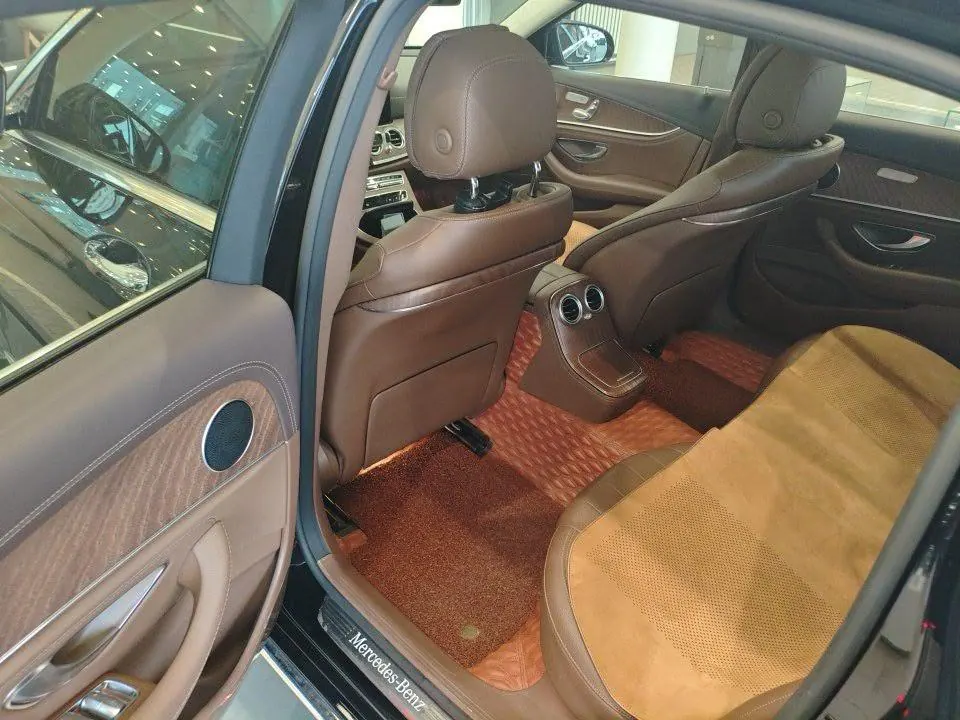Mercedes Benz E Class 2022 E 300 L 2.0T Sports Fashion (Change 2) Automatic Gear 3