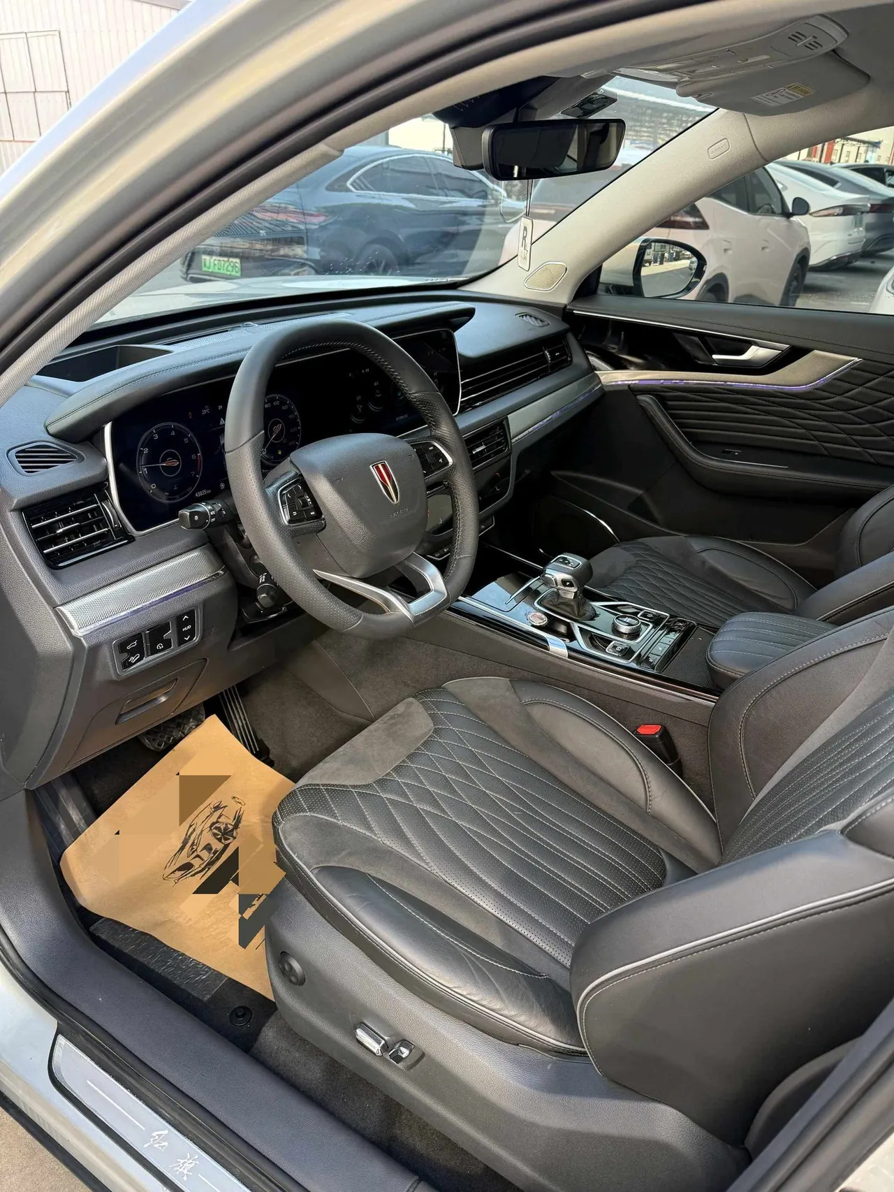 HongQi 2022 HS5 2.0T Zhilian Flag Hedonic Purchase Edition Automatic Gear 4