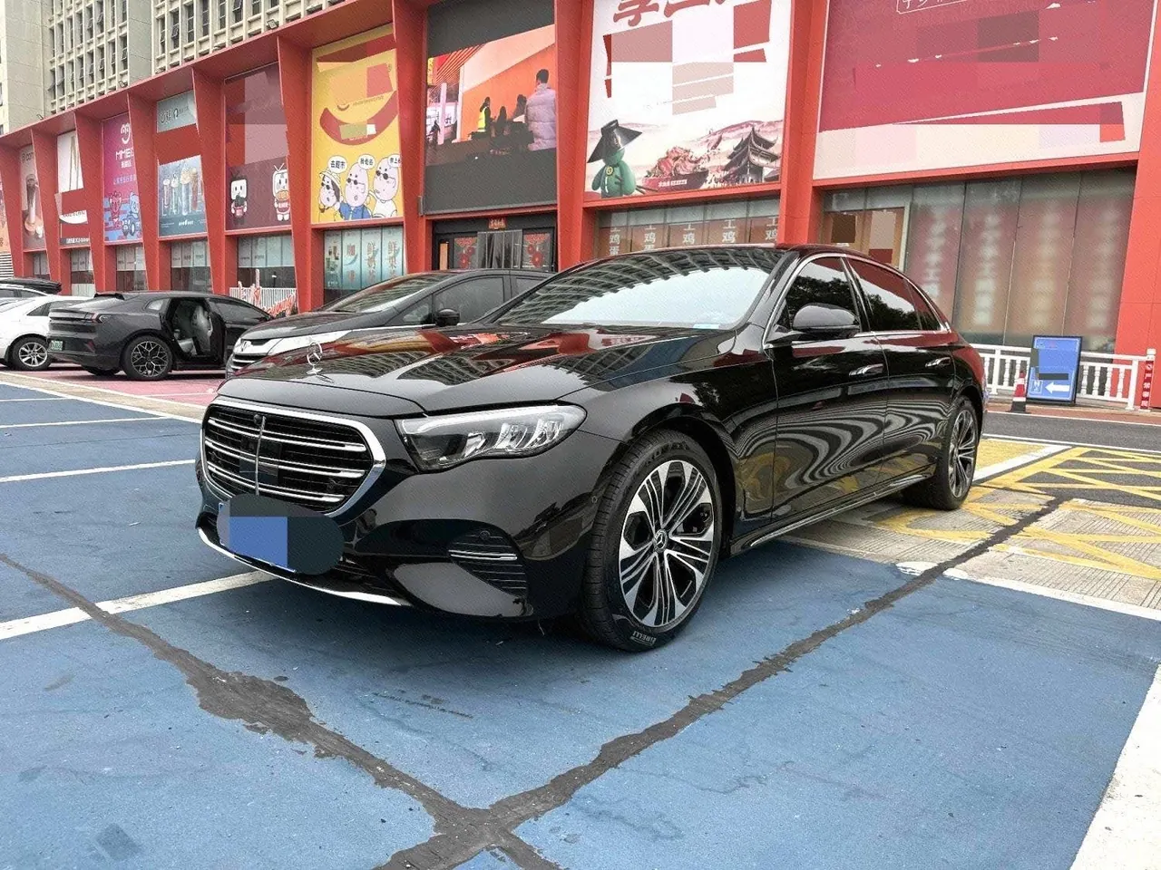 Открыть галерею: Mercedes Benz E Class 2026 E 300 L 48V 2.0T Luxury (Modified) Automatic Gear