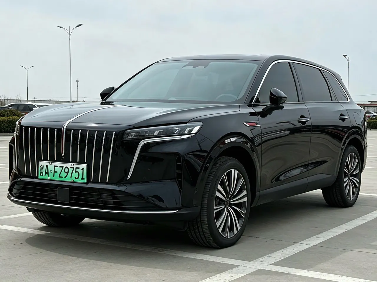 HongQi 2026 HS6 PHEV 1.5T 240 Smart Hybrid Automatic Gear - View 1
