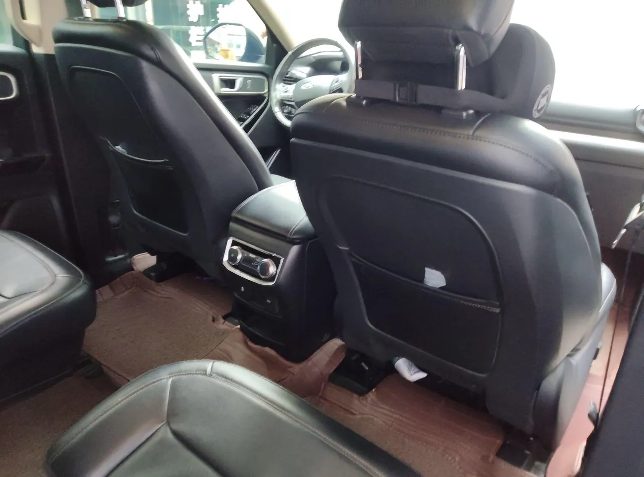 Ford 2020 Explorer 2.3T EcoBoost 14250.00g Drive Fashion Edition 6-seat Automatic Gear 4