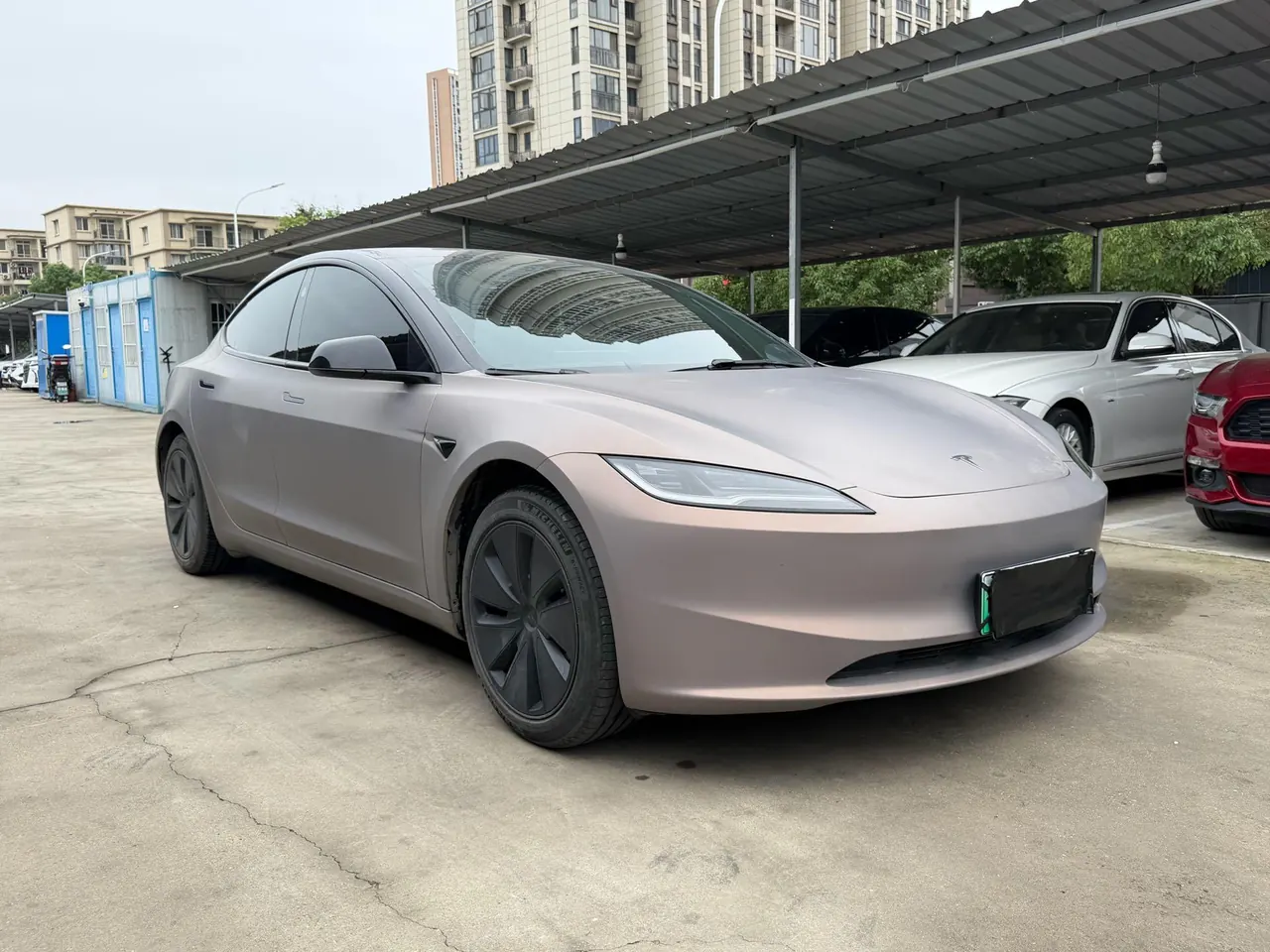 Tesla 2022 Model 3 rear-wheel drive version of automatic transmission 3