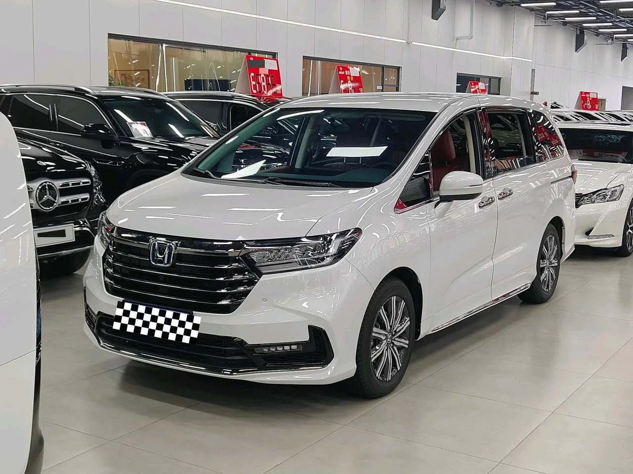 Open image lightbox: Honda 2026 Odyssey Hybrid 2.0 Stepless Sharp and Pleasant Edition Automatic Gear