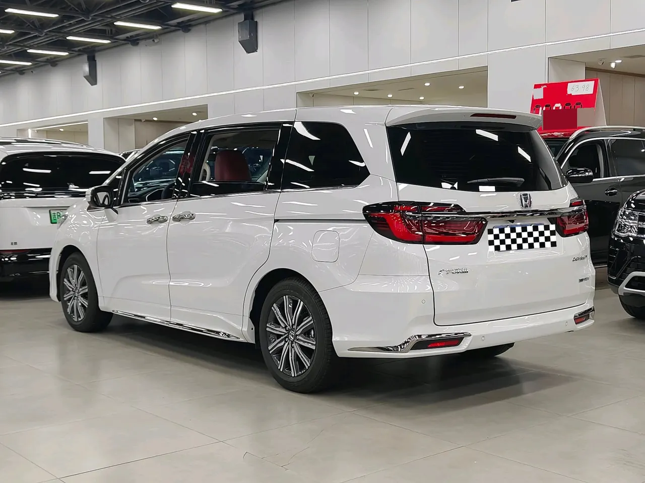Honda 2026 Odyssey Hybrid 2.0 Stepless Sharp and Pleasant Edition Automatic Gear 2