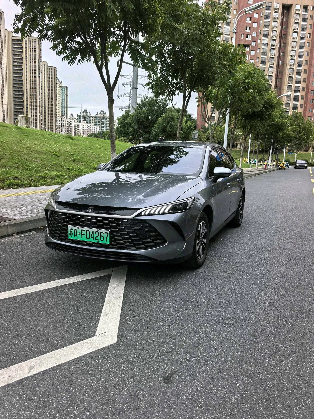Открыть галерею: BYD 2026 Qin PLUS DM-i 1.5 CVT 128km Entry-Level Automatic