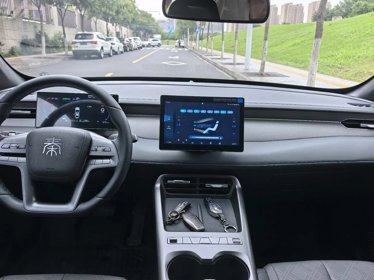 BYD 2026 Qin PLUS DM-i 1.5 CVT 128km Entry-Level Automatic 5