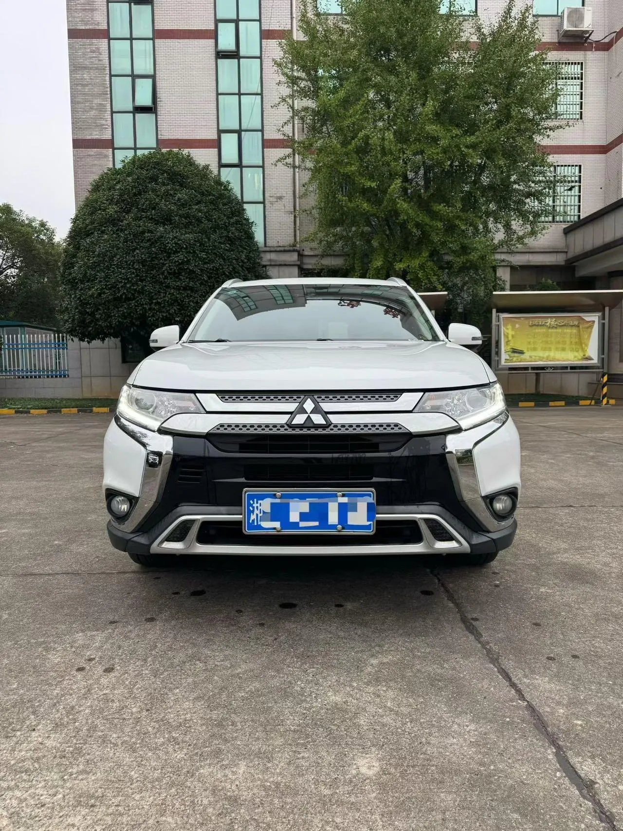 Mitsubishi 2020 Outlander 2.0 Stepless Two-Drive Enjoy Edition 5-seat Automatic Gear 2