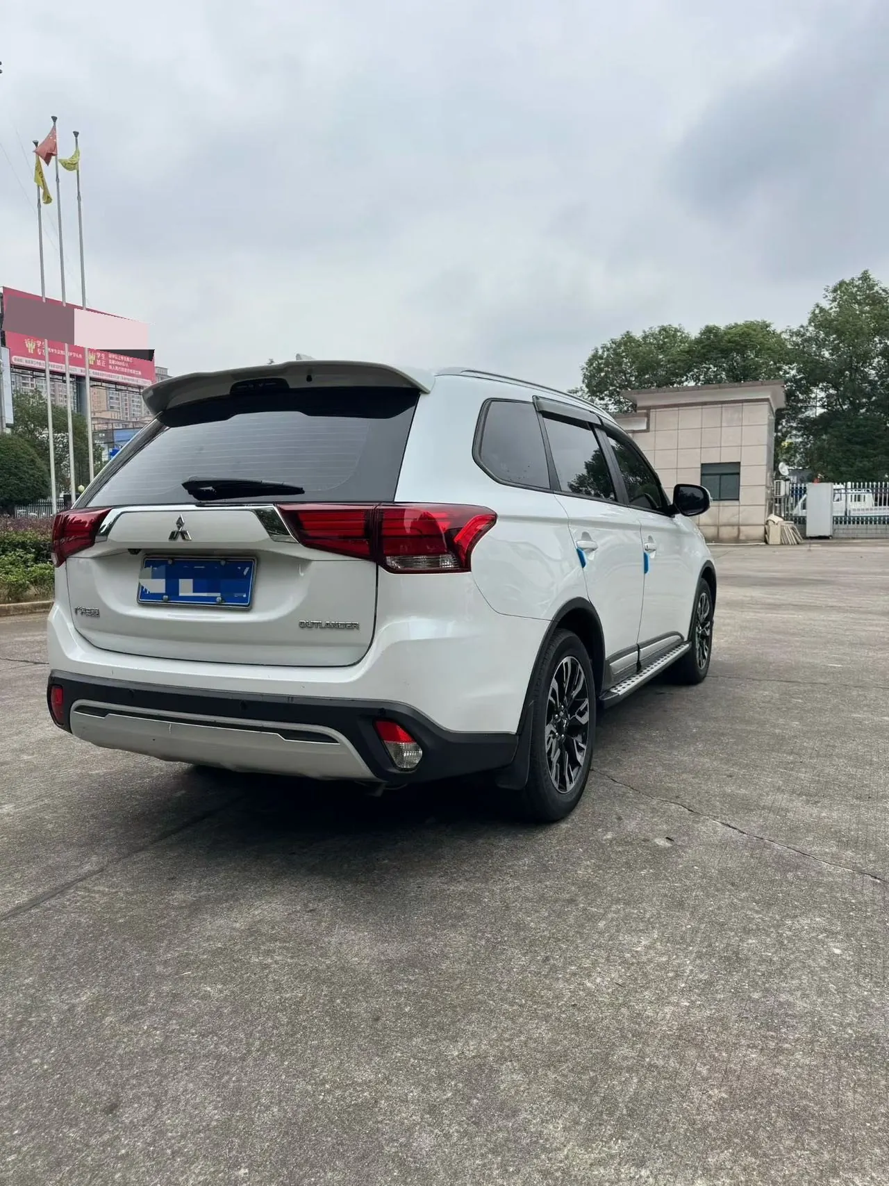 Mitsubishi 2020 Outlander 2.0 Stepless Two-Drive Enjoy Edition 5-seat Automatic Gear 4