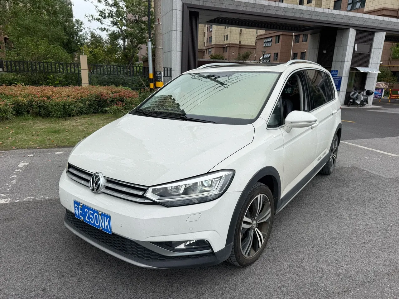 Volkswagen 2021 Touan L 1.4TSI 280TSI Extension Edition 7-seat Automatic Gear - View 1