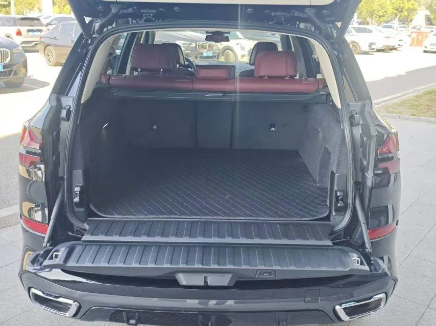 BMW 2026 X5 xDrive30Li 48V 2.0T exclusive m sports obsidian night suit (modified) automatic gear 7